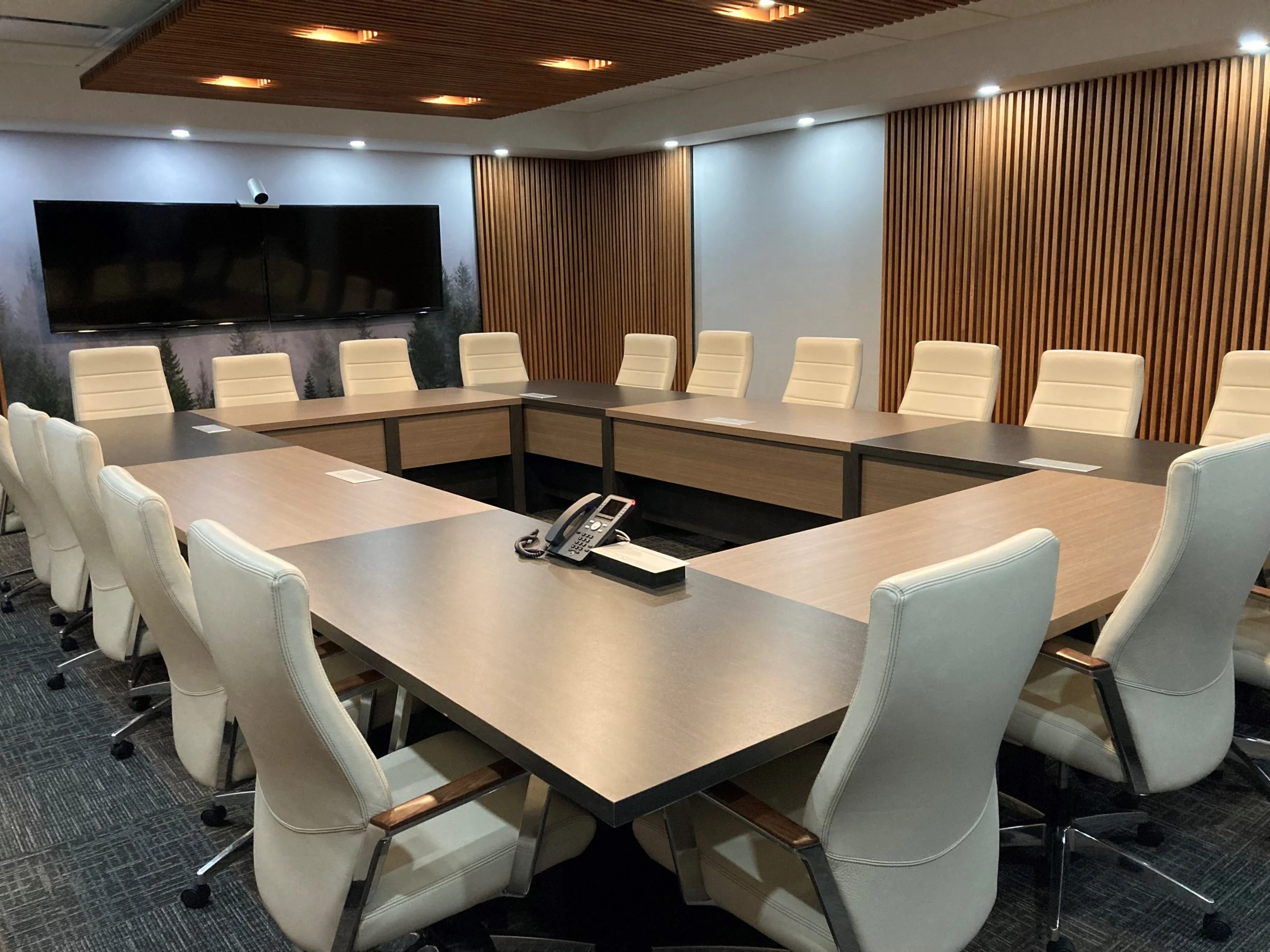Salle du Conseil du Cégep de St-Félicien.